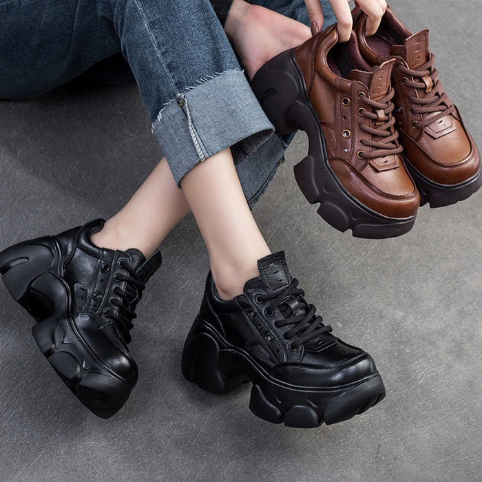 Giving Shoes as a gift herald to send someone away?