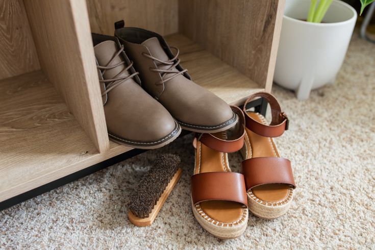 how to clean soft leather shoes