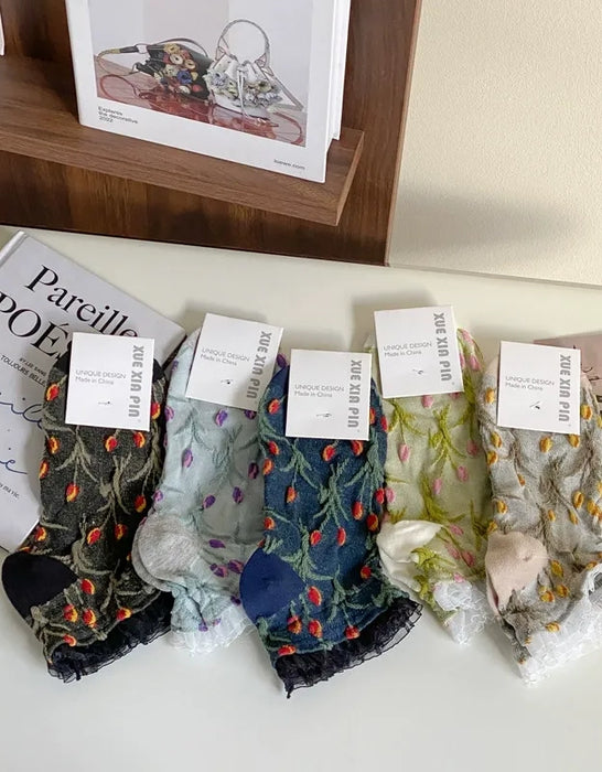 2 Pairs Spring Merlad Style Embossed Flower Short Socks