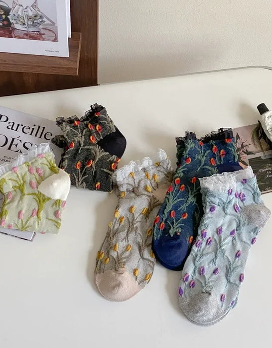 2 Pairs Spring Merlad Style Embossed Flower Short Socks