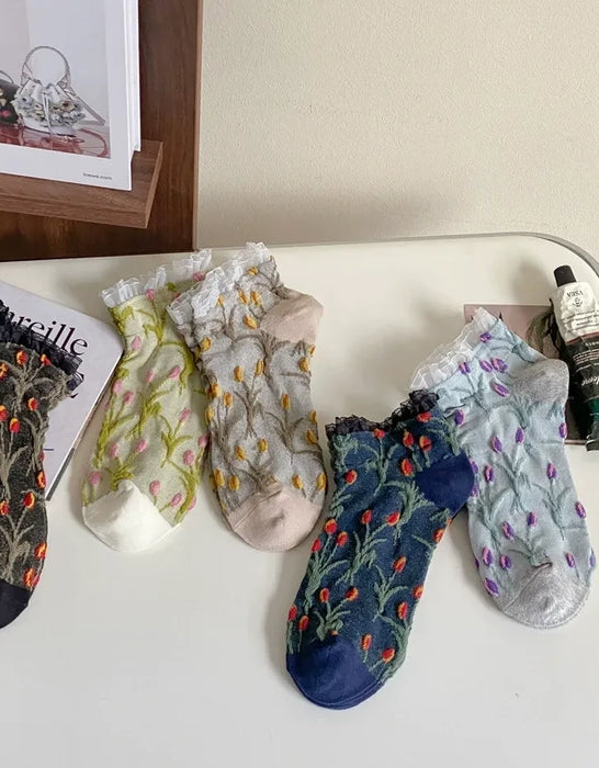 2 Pairs Spring Merlad Style Embossed Flower Short Socks