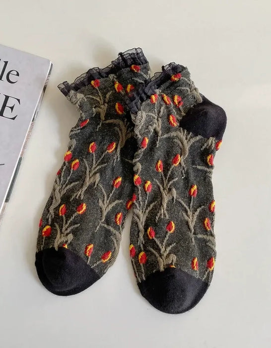 2 Pairs Spring Merlad Style Embossed Flower Short Socks
