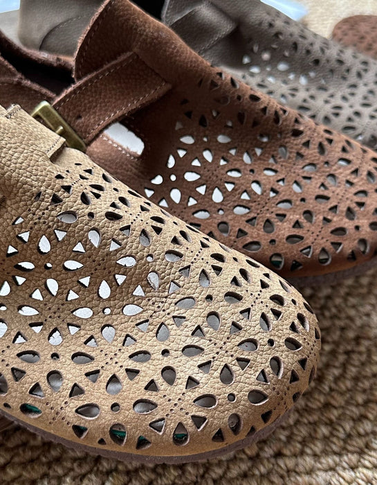 Comfortable Round Toe Soft Leather Hollow Clogs Flats Details Feb Shoe Collection 2026 81.70