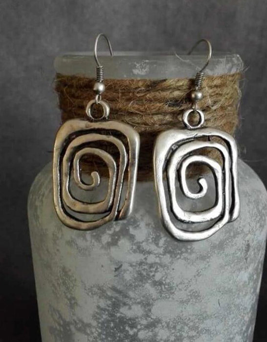 Exaggerated Unique Spiral Square Alloy Earrings