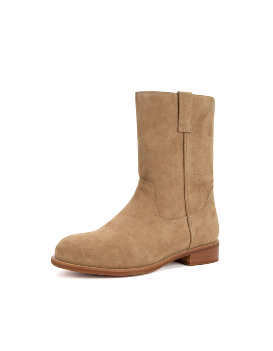 Comment porter des bottes mi-mollet en daim marron foncé (8 tenues et Comment porter des bottes mi-mollet en daim marron foncé (8 tenues et