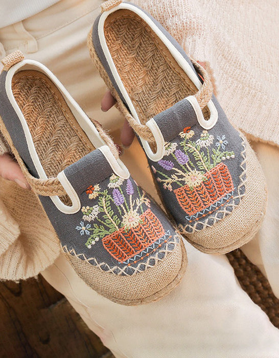 Handmade Embroidery Linen Wide Toe Box Shoes