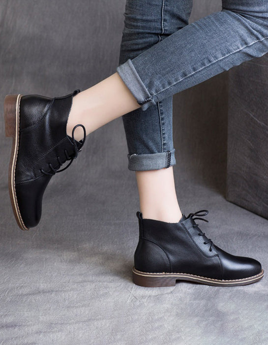 Botas planas retro con cordones y punta puntiaguda