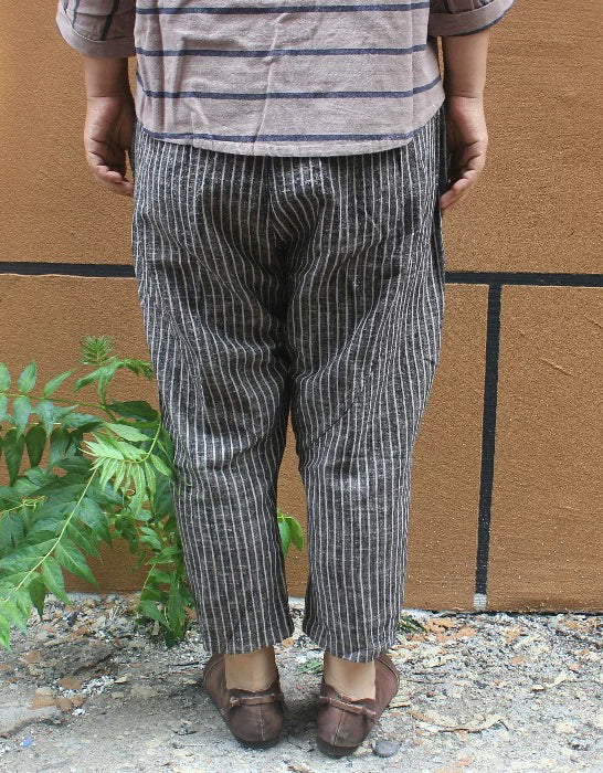 Pantalones de lino y algodón a rayas de talla grande para mujer