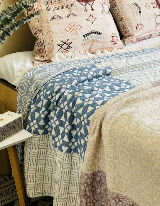 Vintage Plaid Tassel Edge BedCover Blanket