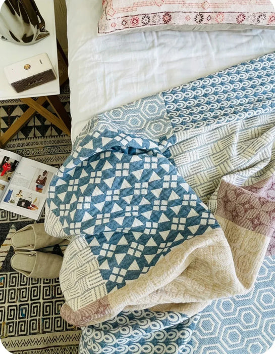 Vintage Plaid Tassel Edge BedCover Blanket