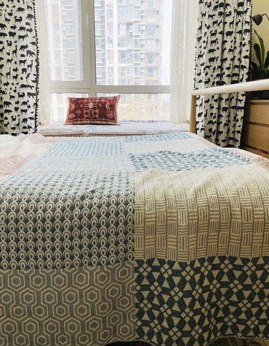 Vintage Plaid Tassel Edge BedCover Blanket