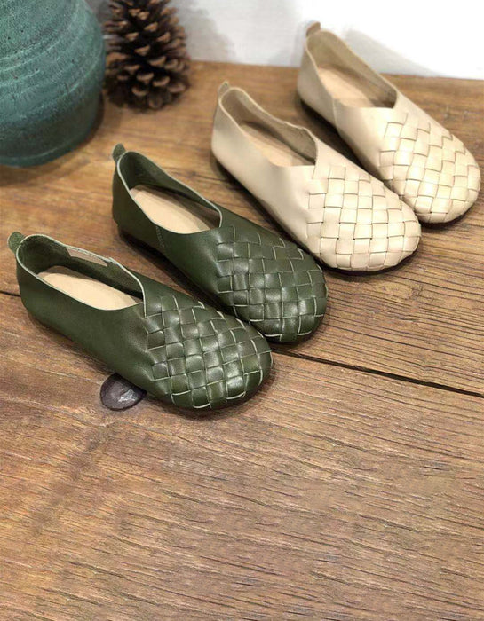Zapatos planos retro de cuero suave hechos a mano con Spring Hollow