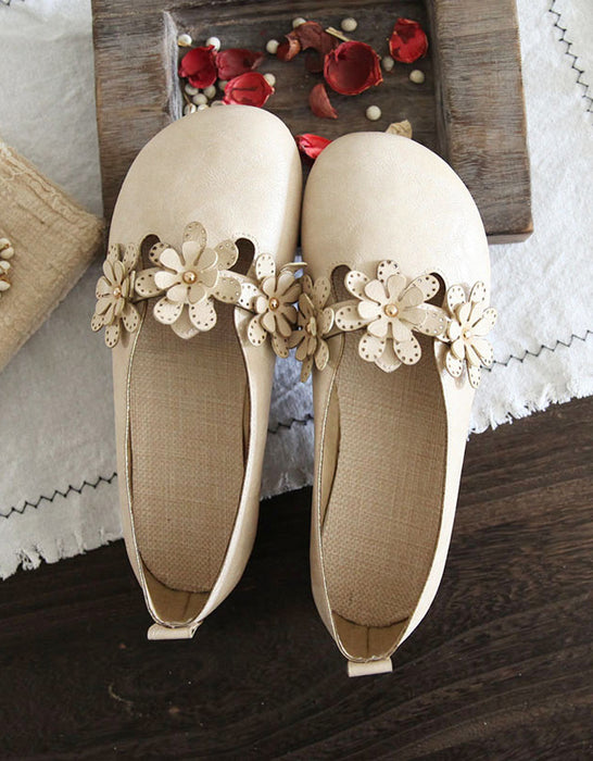 Flower Soft Leather Retro Flat Shoes for Women Nov Shoes Collection 2022 67.60
