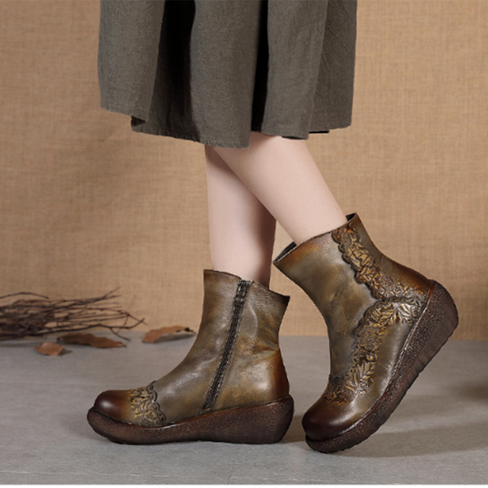 Hand-Carved Thick-Bottomed Retro Boots | Gift Shoes