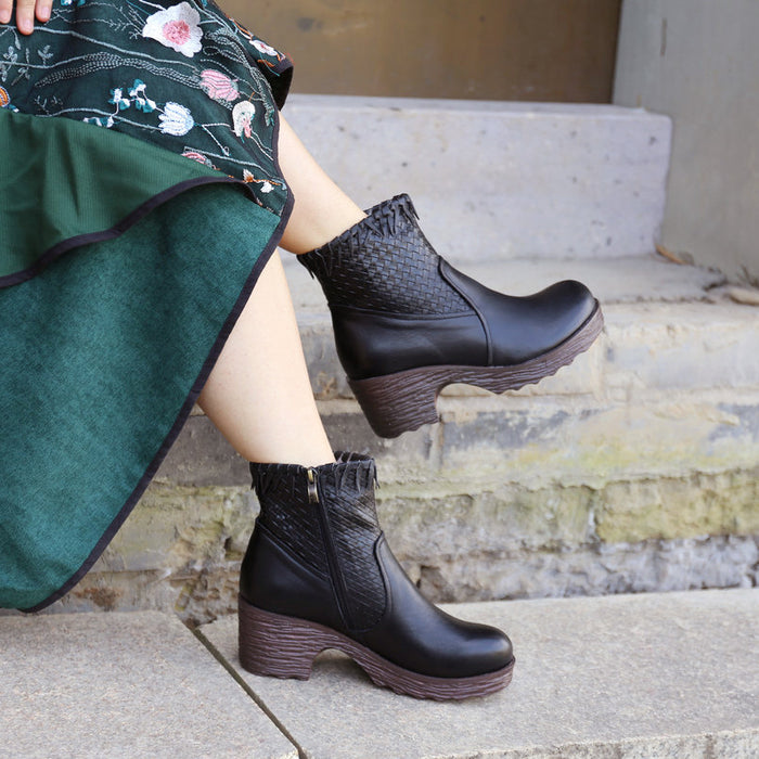 Botas negras de tacón grueso para mujer hechas a mano