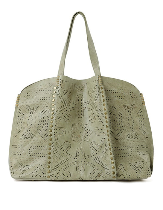 Large-Capacity Vintage Fashion Rivets HandBag  92.00