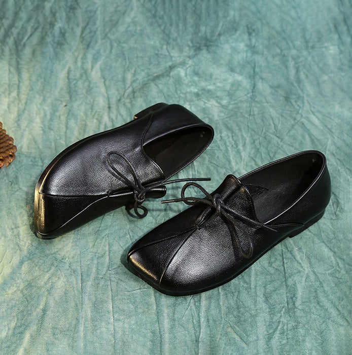 Zapatos planos de cuero con cordones y punta cuadrada