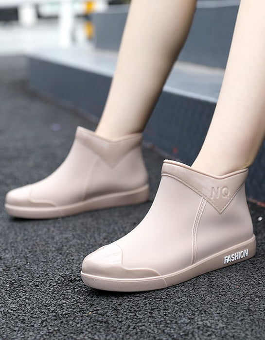 Mid-tube Waterproof Non-slip Wear-resistant Rain Boots Oct New Trends 2020 38.50