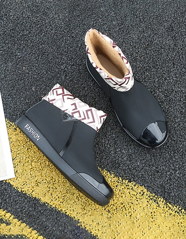Mid-tube Waterproof Non-slip Wear-resistant Rain Boots — Obiono