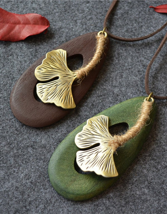 Handmade Retro Wooden Maple Leaf Long Necklace Accessories 19.90