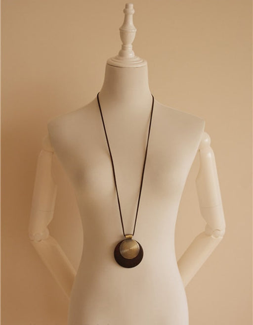 Wooden Circle Retro Necklace Sweater Chain Accessories 25.00