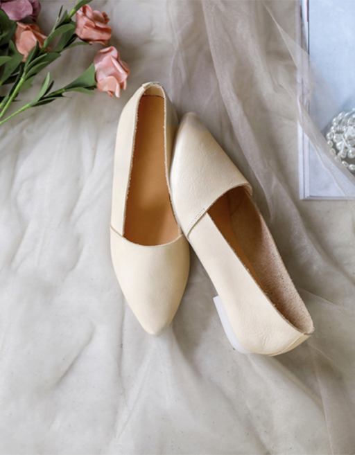 Spring Pointed Low-Heeled Flat Work Shoes Red May Shoes Collection 66.00