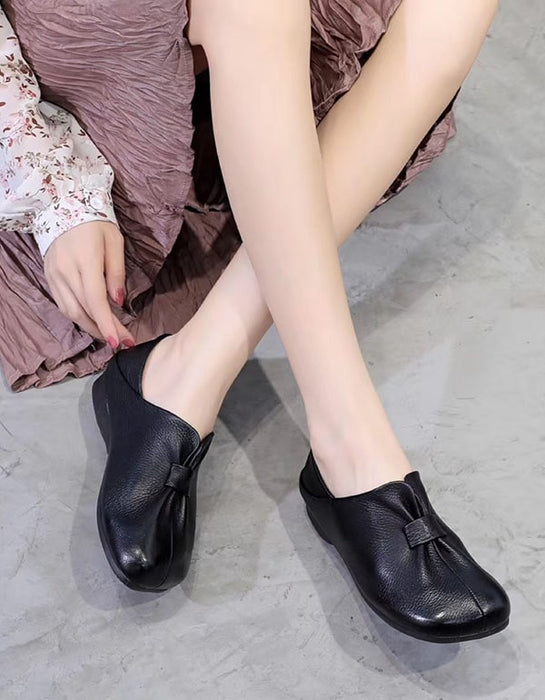 Black Flats for Women