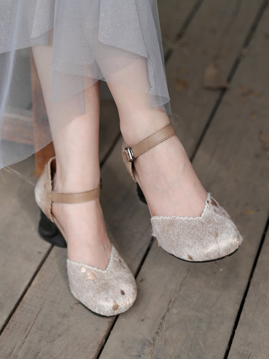 Vintage Embossed Sandals Chunky Heels April Shoes Trends 2021 80.22