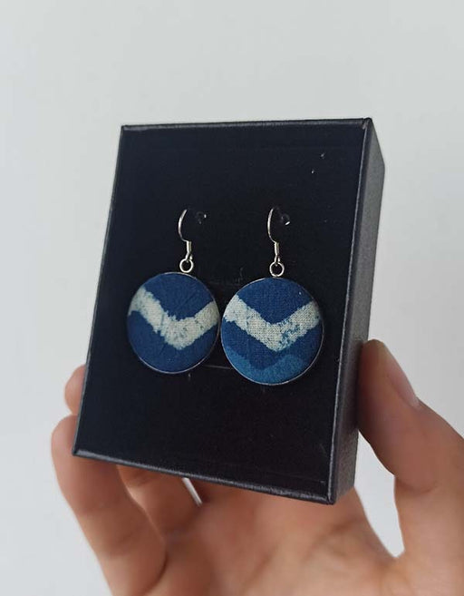 Women's Silver Round Blue Earrings  16.00