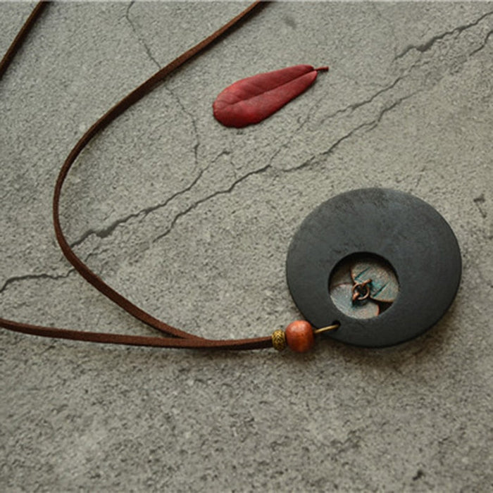 Women's Retro Necklace Sweater Chain Accessories 25.00