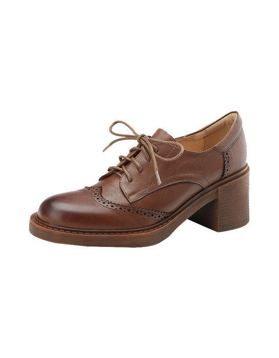 Women's Oxford-Style Lace Up Shoes - Chunky Mid-Height Heels / Brown